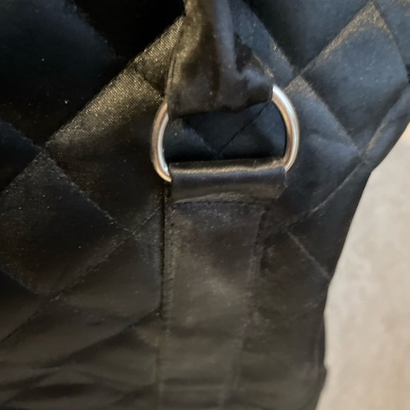 UPS Black Glossy Quilted Women's Tote Bag w/ zipper removable straps and pockets - Picture 6 of 16